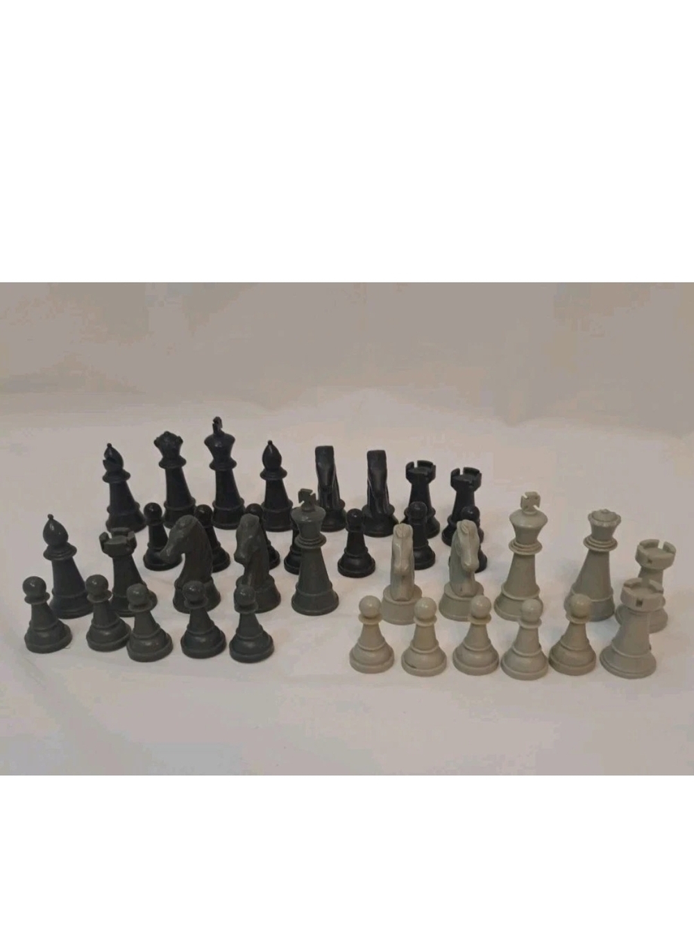 Radio Shack Tandy 1680 Computerized Chess Replacement Chessmen -36 Asst Pieces